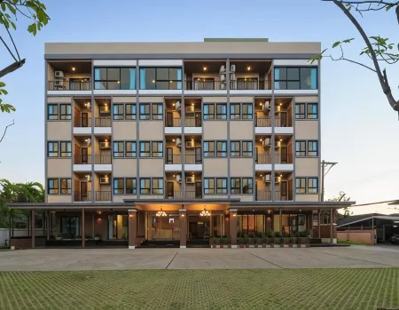 Mira Residence and Resort Отели рядом с достопримечательностью «Wat Don Chan»