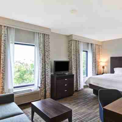 Hampton Inn & Suites Boynton Beach Rooms