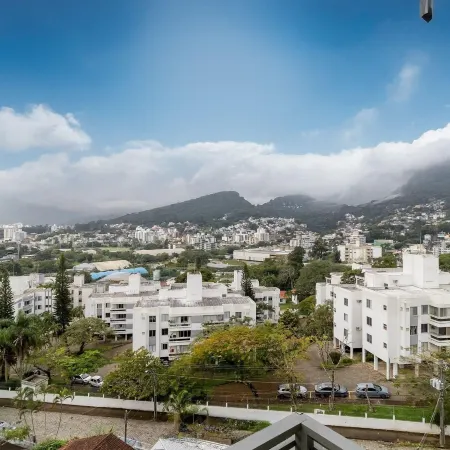 Apartments Just a few Minutes From Ufsc, Condo With Laundry Facilities