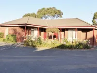 Victoriana Motor Inn Hotels in Creswick