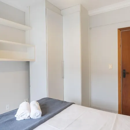 3 Bedroom Apartment 190m From the Beach Epp0602
