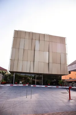 SV Chrome Hotel