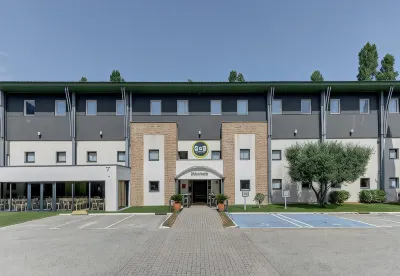 B&B 호텔 오바뉴 제므노 셍뽕 공원 주변 호텔