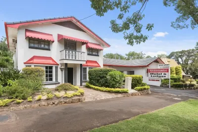Whiteoaks Motel & Lodges Hotels near Toowoomba