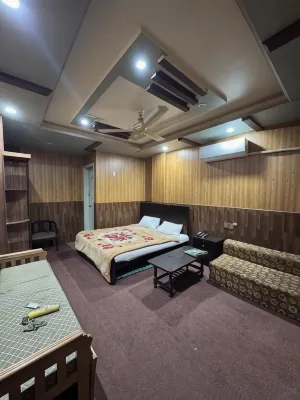 Saman Hotel