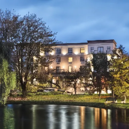 Best Western Plus Perth Parkside Inn  Spa