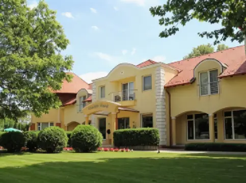 Garden Hotel Wellness és Konferencia