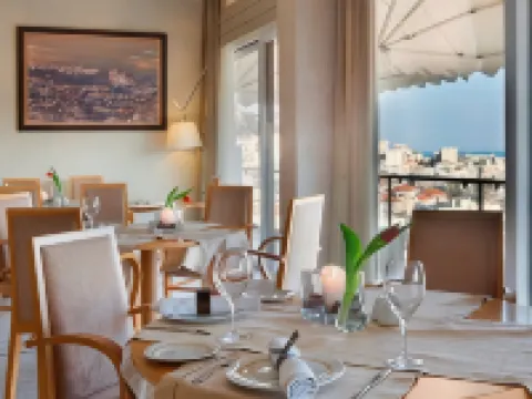 エグナティア シティ ホテル & スパ カヴァラのホテル