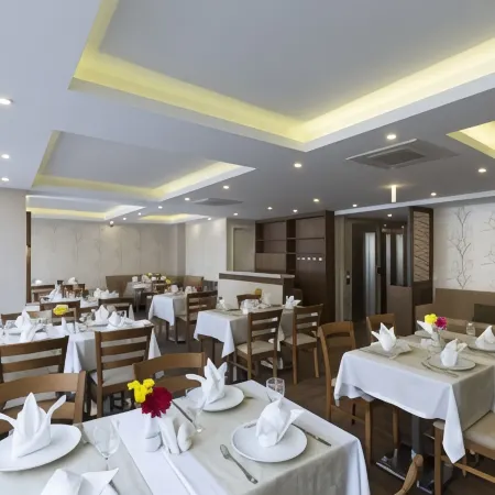 Regard Hotel Отели рядом с достопримечательностью «Нисанташи»