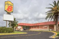 Studio 6 Lake Jackson, TX Hotels in Lake Jackson