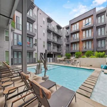 Placemakr Downtown Austin Hotels near E 6th St