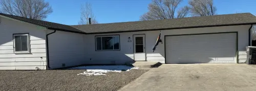 Carroll Park House With Game Room. 3 BR 2 Bath Fully Renovated Near Park Hotels in Alamosa