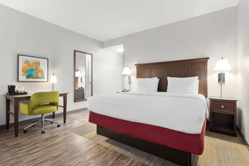 Hampton Inn & Suites Hartsville - parking