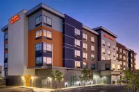 Hampton Inn & Suites Ontario Rancho Cucamonga Hotels in Rancho Cucamonga