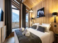 Apartment in La Chapelle near Ski Lift