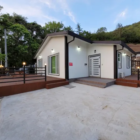 Yeosu The Stay Pension