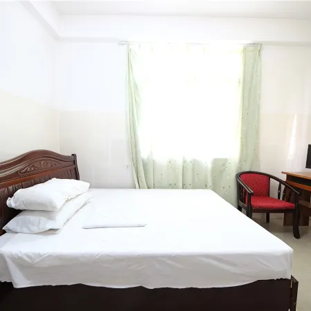 Nanning Xinhua Hotel (Nanning Hydropower Hospital Nancheng Department Store)