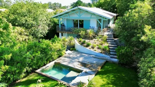 VILLA in a green setting, heated swimming pool 3 minutes from the beach - 빌라