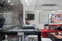 Levittown Onyx: A Jazzy 2-Bedroom Apartment in Toa Baja with WiFi, AC