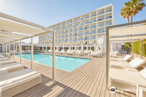 Hotel Astoria Playa Adults Only