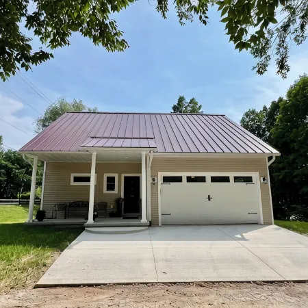 New 4-bedroom home in Egg Harbor, 2 min drive to beach