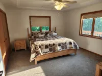 Large 3200 Sq Ft  4-bedroom house on Long Lake - Dundee - Boutique