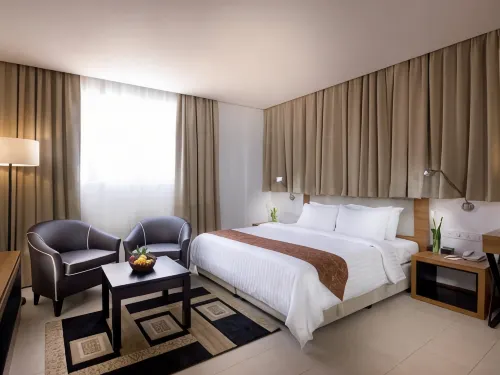 Gloria Swiss Hotel & Apartment Sandakan - موقف سيارات