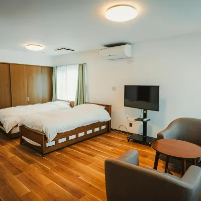 Sugi Cedar House Hotels near Panorama Road