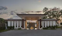 Sumitra Luxury Villas & Resort by Pramana - Cheap