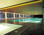 Nirvana Cosmopolitan Hotel - Convention & Sports Center - 리조트