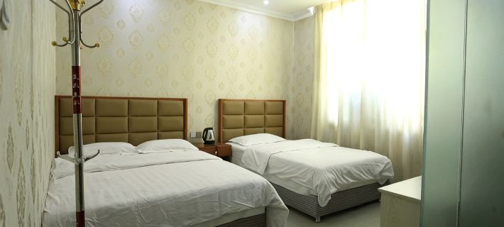 Zhaxi Zhuokang Youth Hostel Hoteles en Danba