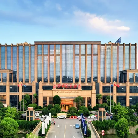 Oriental International Hotel Отели в г. Данъян