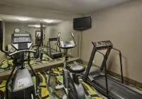 Super 8 by Wyndham Alexandria La - Gym