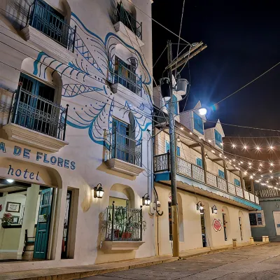 Hotel Isla de Flores Hotels near Cathedral of Our Lady of Los Remedios