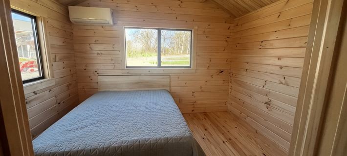 Cozy Cabin on the Canal Hotels in Seneca County