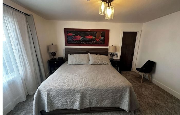 Spacious 3-bedroom apartment in beautiful downtown Ketchikan
