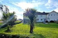 2 x 3 Bedroom houses side by side quiet peaceful location , Amazing views. - Wi-Fi