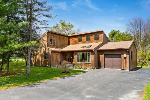 Book Now! the Pocono Château Includes Amenities Swimming Fishing Golf/Firepit