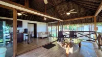 Tropical Beachfront Home in Cambutal - 3-Star