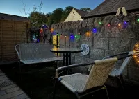 Charming pottery barn conversion 2 mins from Horsforth train station. - Bungalows
