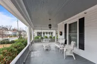 Charming 1-bedroom condo in idyllic Washington~Walk to Waterfront! - Wifi