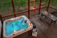 Creekside Retreat: Hammocks, Firepit, and Games...Sleeps 8! - 4-Star