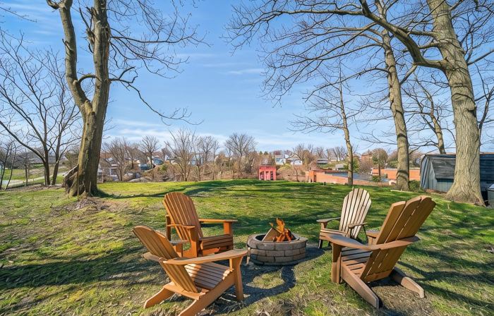 Lakeview Modern Stay Near Beaches, GOTL, and Spire