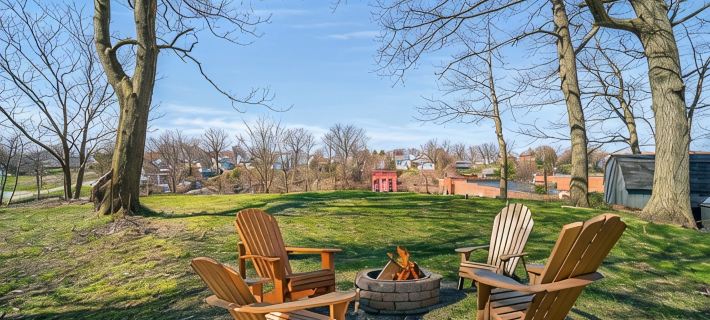 Lakeview Modern Stay Near Beaches, GOTL, and Spire Ξενοδοχεία στην πόλη Ashtabula County