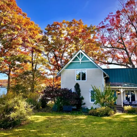 Charming Finger Lakes cottage with 3 levels of lakefront views for all seasons