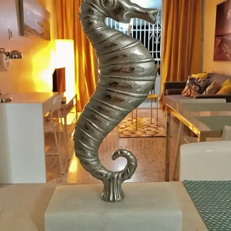Beach Apartment, Walk to the Beach!