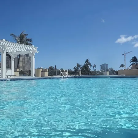 Epic 30th FLR Oceanview Studio B Waikiki-Bargain Free Beach Gear w/True Kitchen
