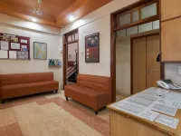 Chateau Windsor Hotel - Marine Drive Hotels near SNDT