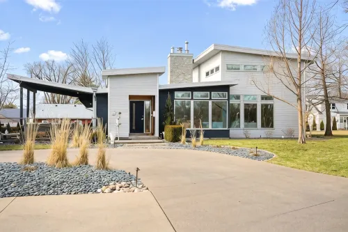 The LUXE Of Peoria! 6000sqf! Unbelievable pool! - 5-Star
