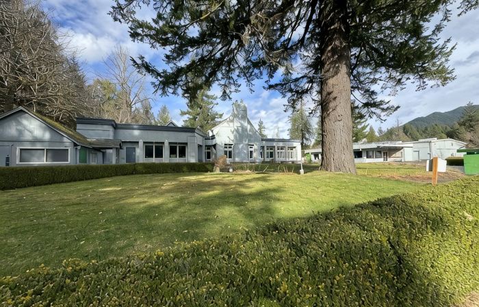 Escape to Whispering Woods #454!! --- Mt. Hood Village, OR
